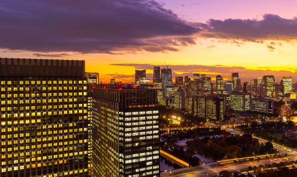 職場が東京の霞ヶ関なんだがどんなイメージ？